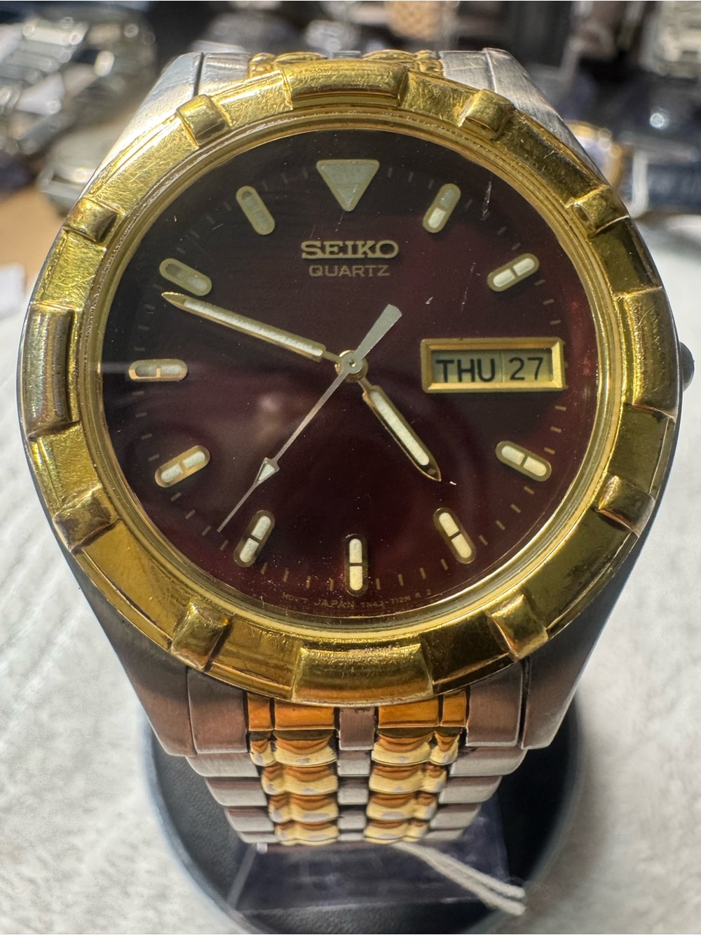 Seiko quartz day date